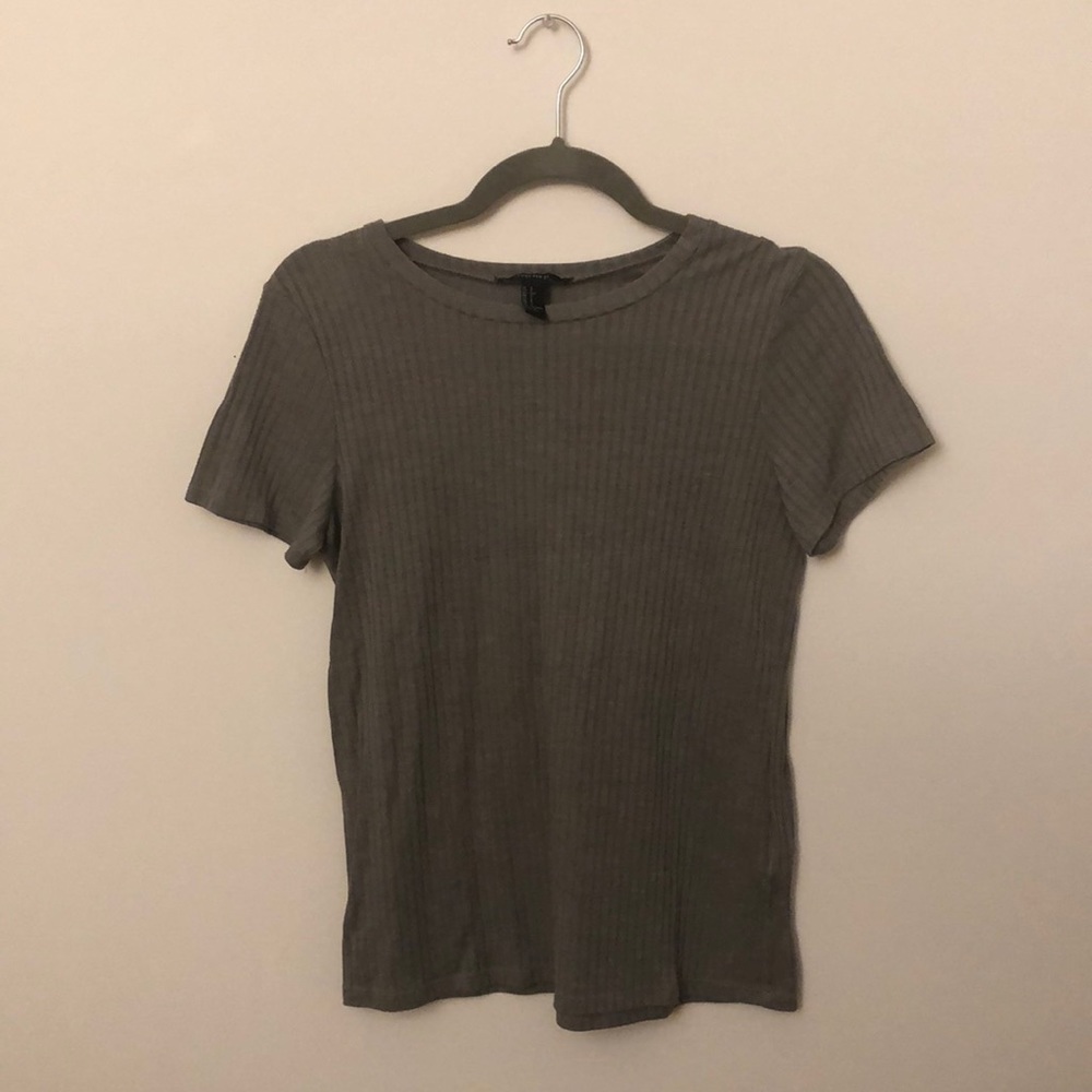 Forever 21 Gray Shirt